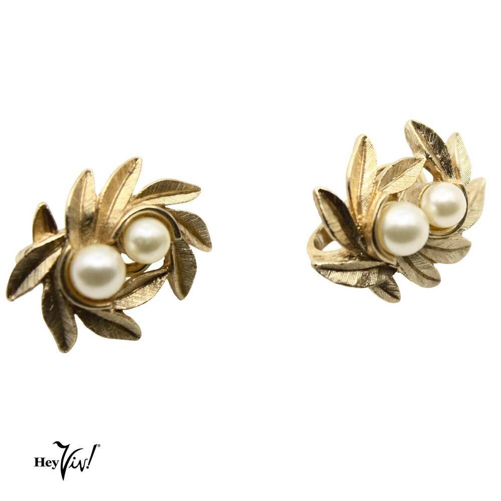 Vintage Avon Clip On Earrings Gold Tone Leaf Design Faux Pearls Signed - Hey Viv